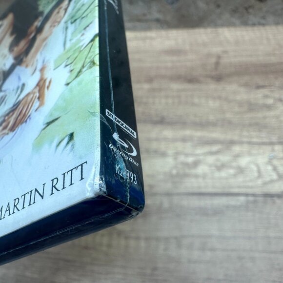 Cross Creek Blu-ray Movie Mary Steenburgen Rip Torn Peter Coyote New - Picture 8 of 8